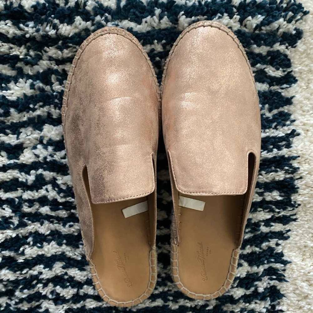 Rose gold/blush mules